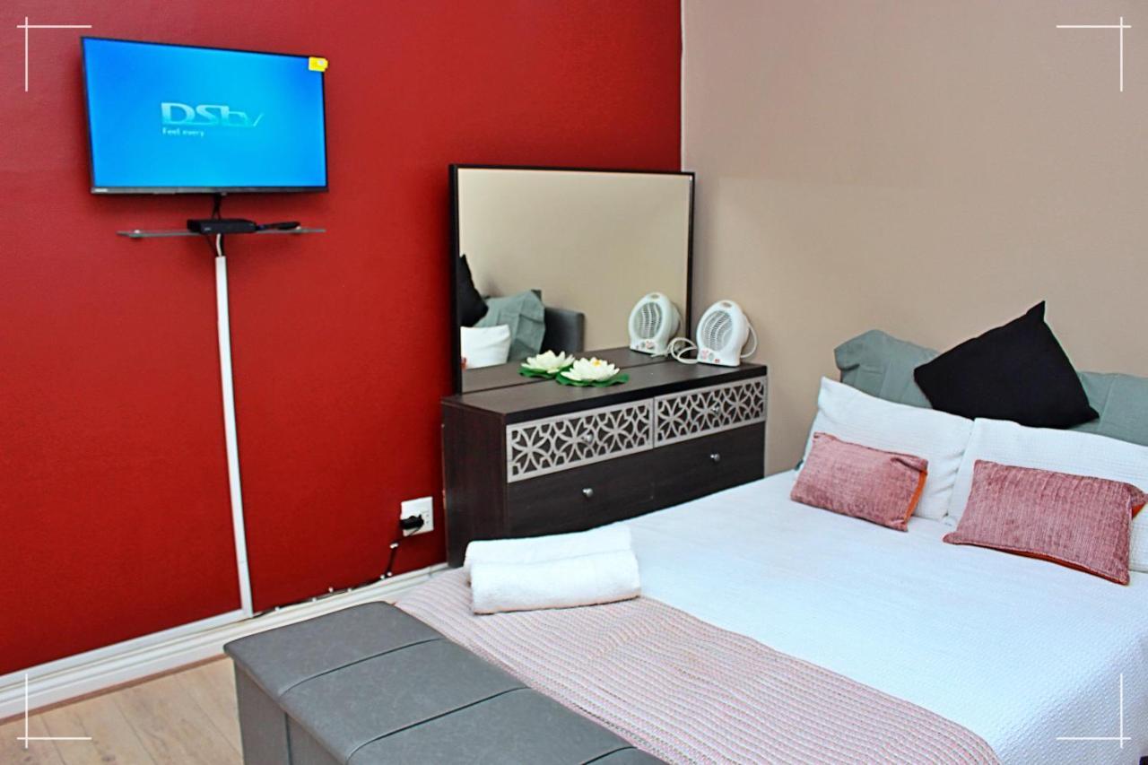 Hotel The Global Link Hub Pretoria-Noord Esterno foto